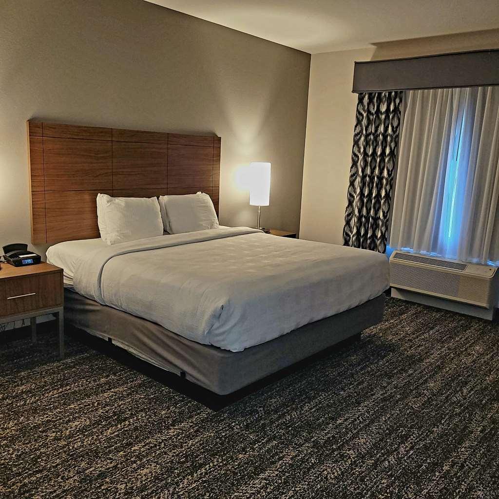 Best Western Plus Coachella Valley Inn & Suites Cathedral City Quarto foto